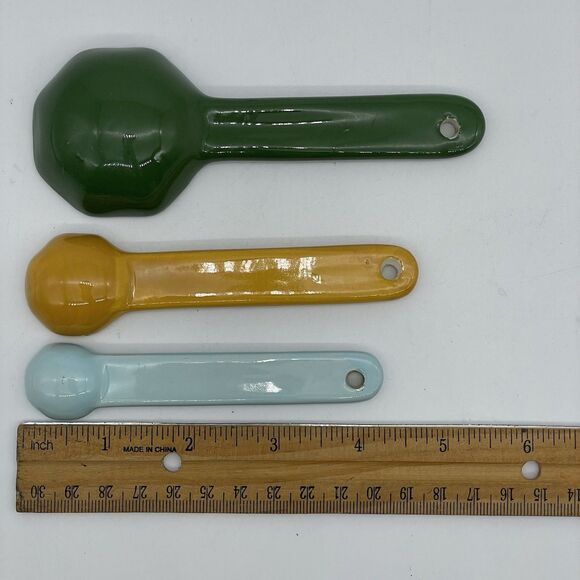 Vintage Pioneer Woman Ceramic Measuring Spoons Incomplete Set Of 3 Missing Tsp - Picture 5 of 6
